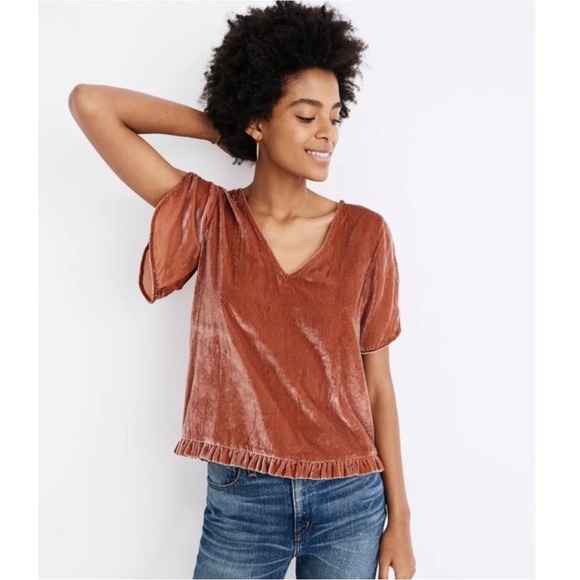 Madewell Tulip-Sleeved Pink Velvet Ruffle Top - Picture 2 of 6